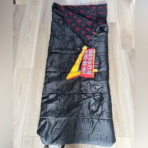 IN-N-OUT Insulated Sleeping Bag Promo Employee Issue Fleece collectable